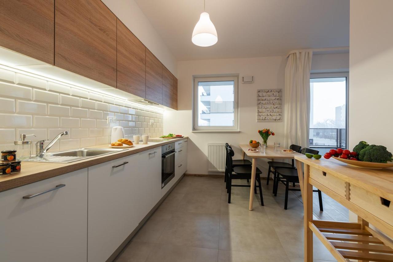 P&O Serviced Apartments Group Komputerowa วอร์ซอ ภายนอก รูปภาพ